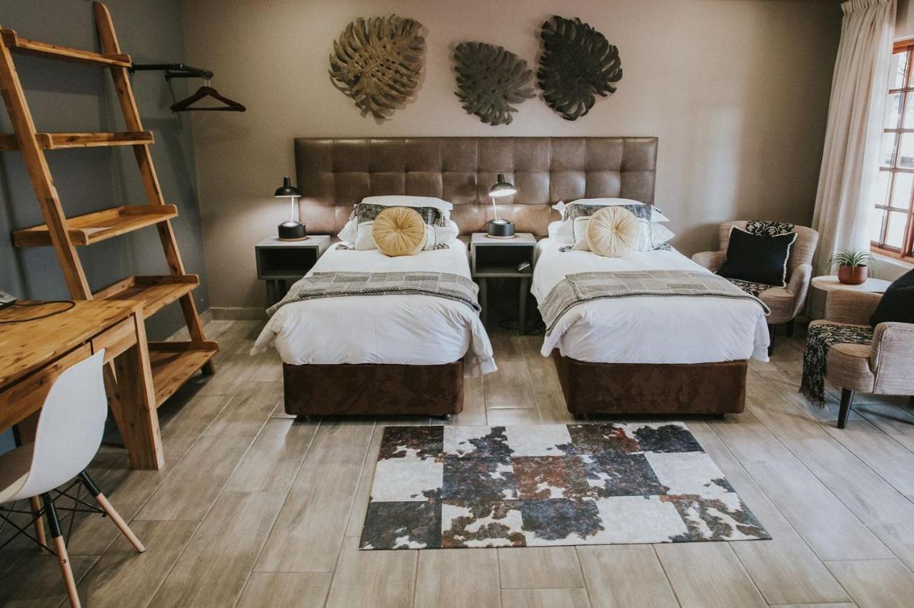 Lowveld Living Guesthouse Νέλσπρουιτ Εξωτερικό φωτογραφία
