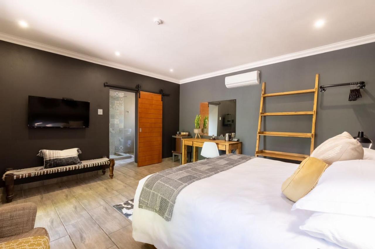 Lowveld Living Guesthouse Νέλσπρουιτ Εξωτερικό φωτογραφία