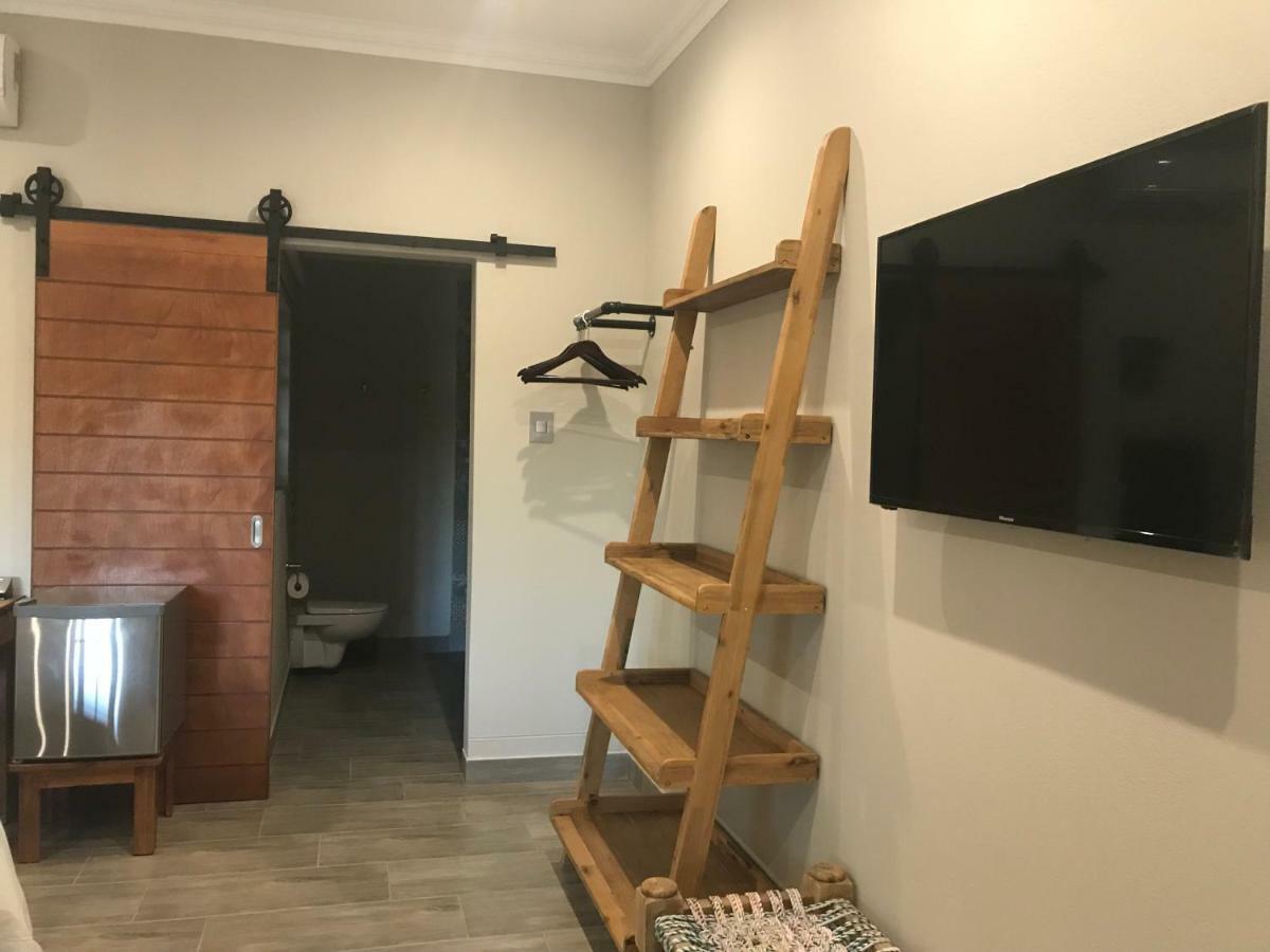 Lowveld Living Guesthouse Νέλσπρουιτ Εξωτερικό φωτογραφία